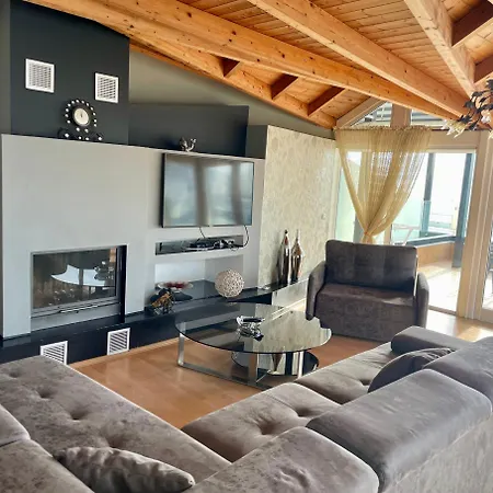 Seaview Golden Penthouse Saranda