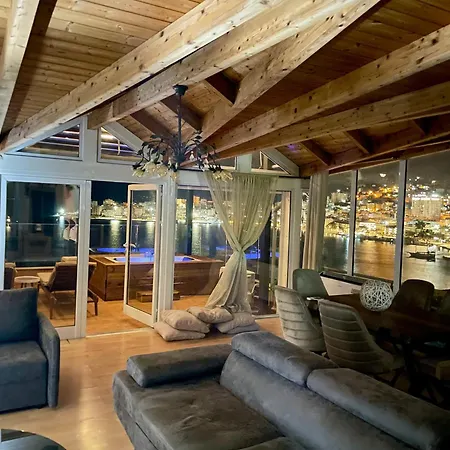 Apartament Seaview Golden Penthouse